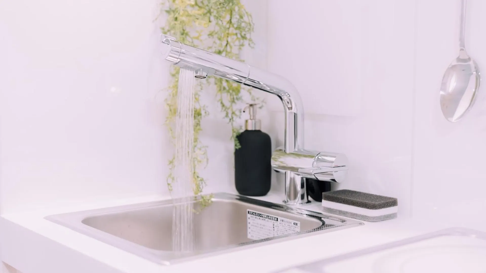 Minimalist Loft Namba Compact Studio With A 24-Hour Gym Ma902 大阪市